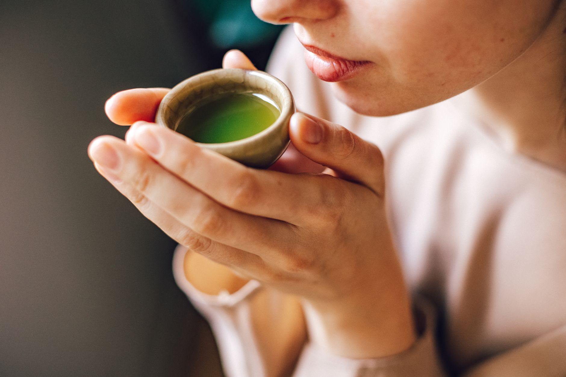 Best Teas for Clear Skin and Healthy Hair