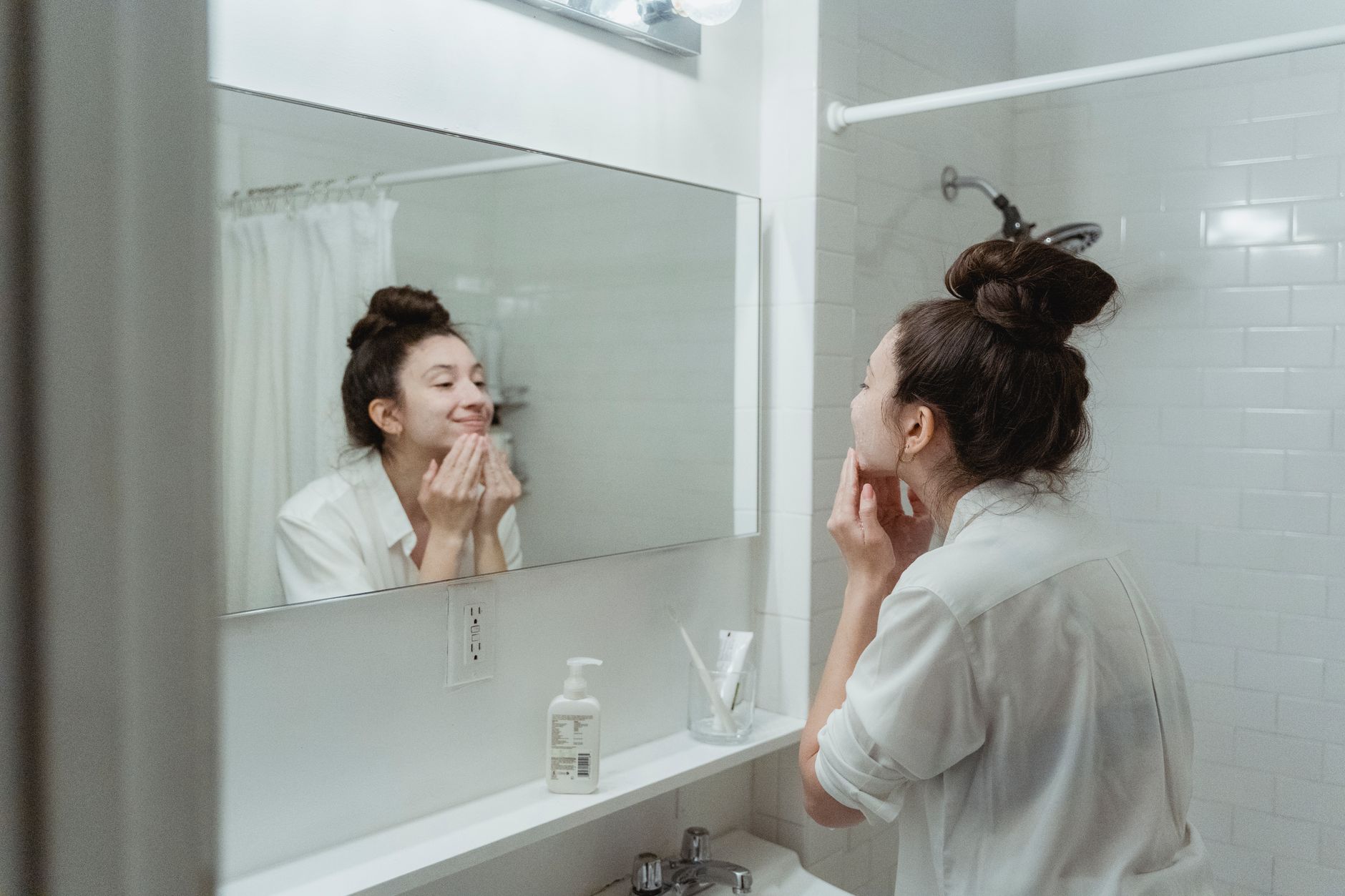 How to Start a Clean Beauty Routine