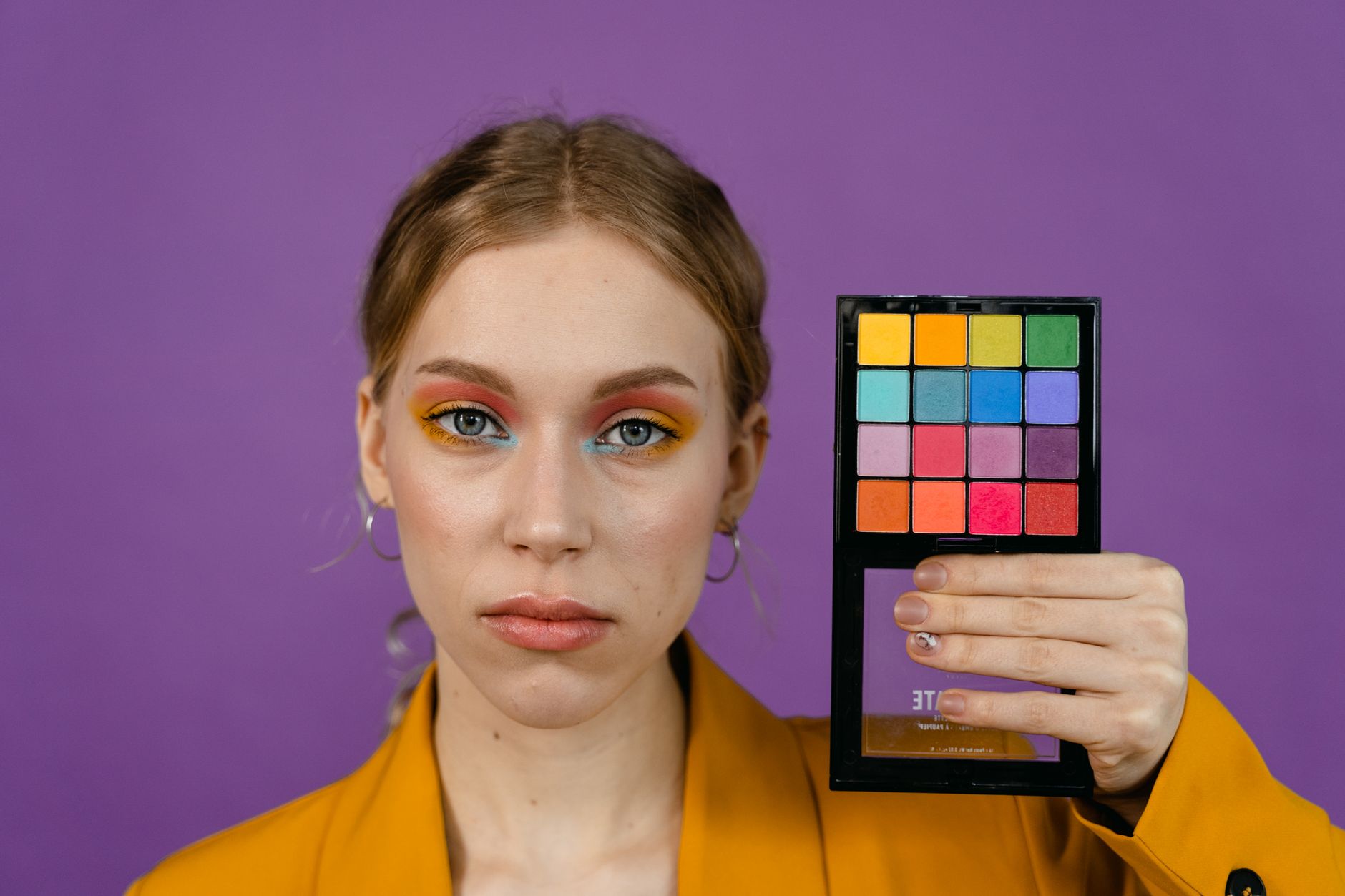 Eyeshadow for Beginners: Easy Neutral Looks