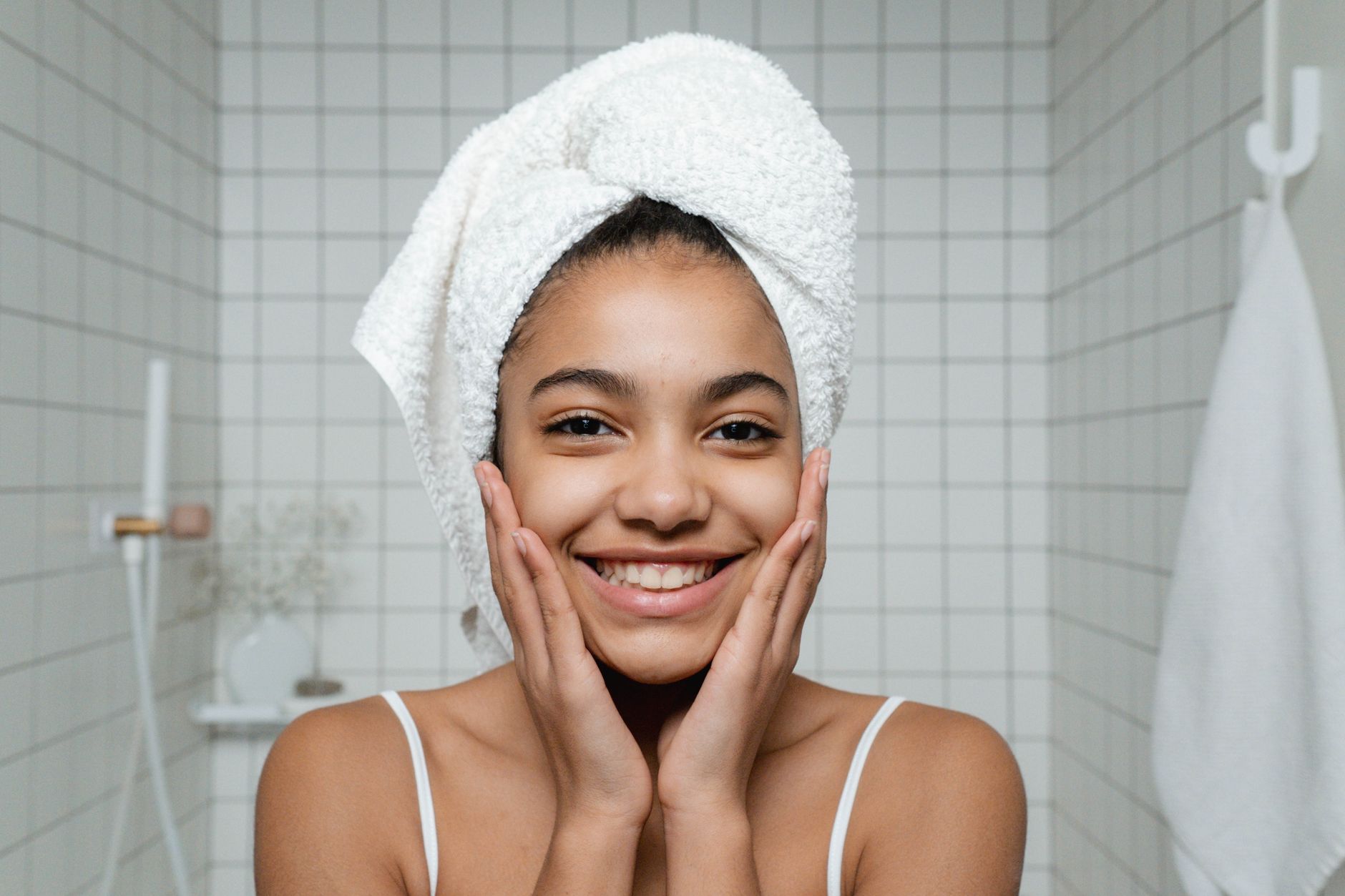Skincare Routine for Teens: A Simple Guide