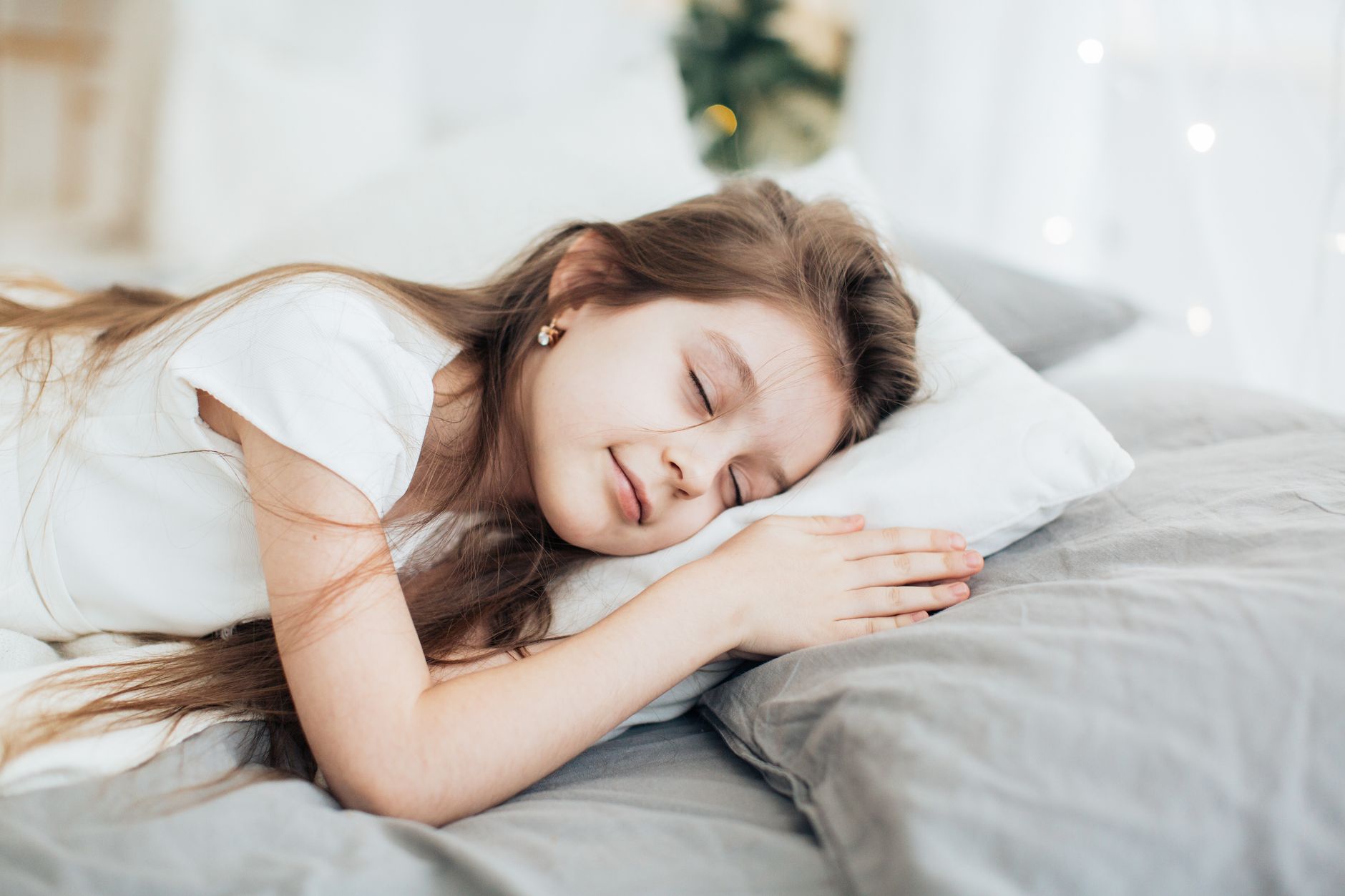 How to Sleep with Long Hair to Prevent Damage
