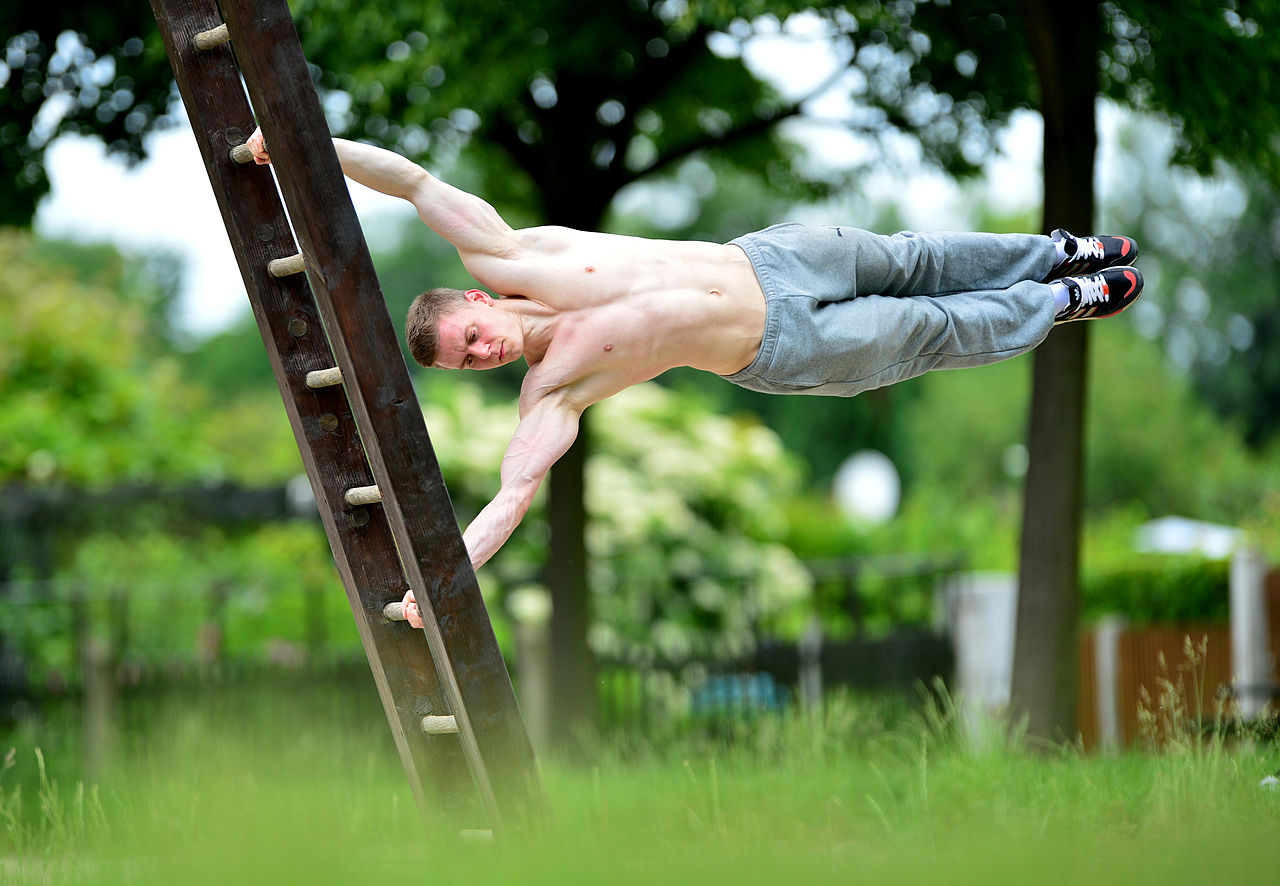 tightening skin with Calisthenics