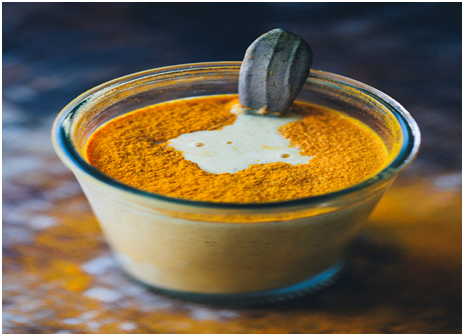 HOW TO LIGHTEN TANNED SKIN NATURALLY with milk
