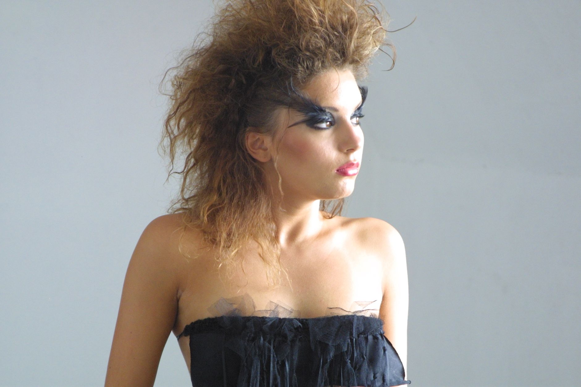 Woman with voluminous lob hairstyle