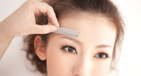 How to shape your eyebrows at home